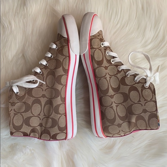 💕SOLD💕 COACH Women's Hi-Top Sneakers - Picture 2 of 11